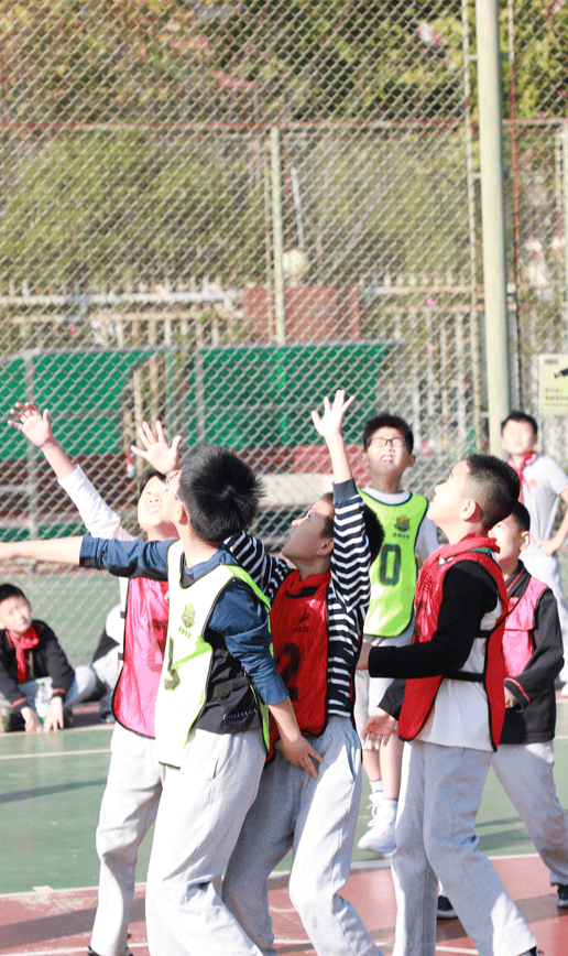 AYX-Doinb迎来十二赛季出色发挥，尤文图斯观众热烈欢呼！